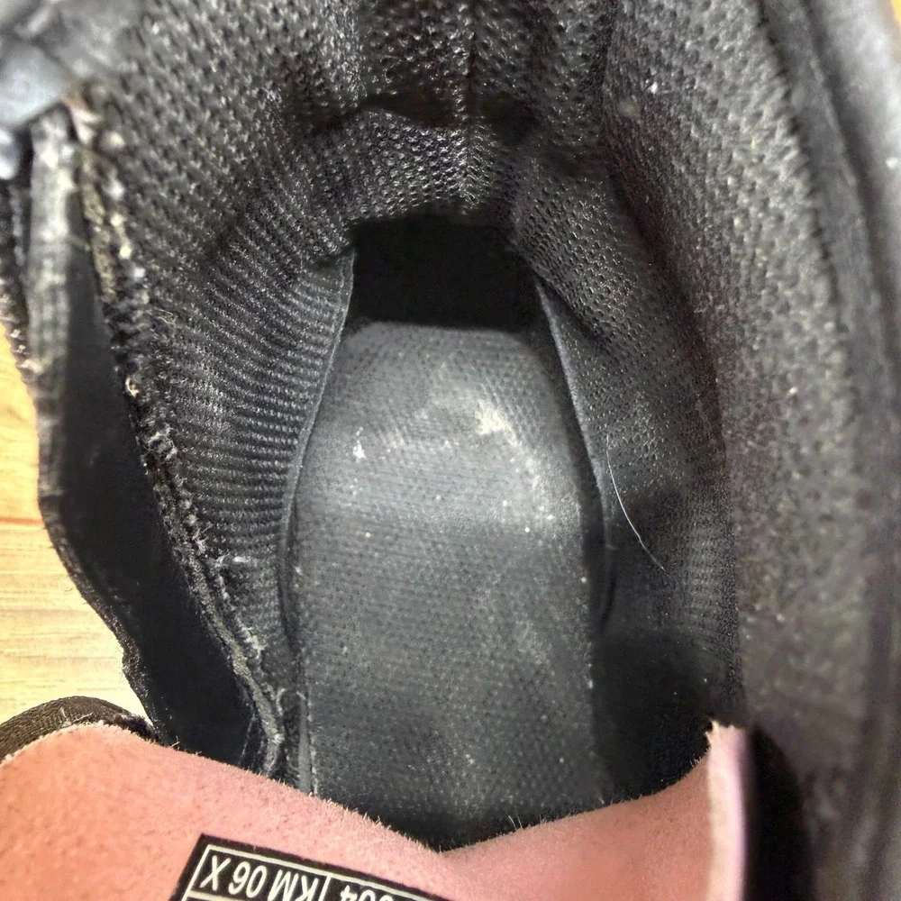 Dr. Martens us big